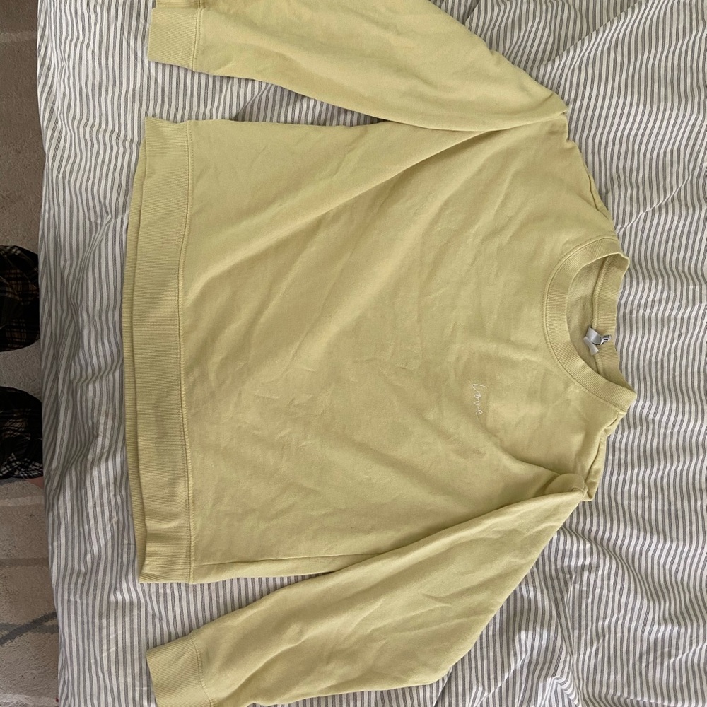 Yellow sweater